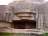 casemate n3 avec trou obu de  bateau.jpg (69437 octets)